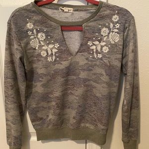 XS Long Sleeve Camo Top